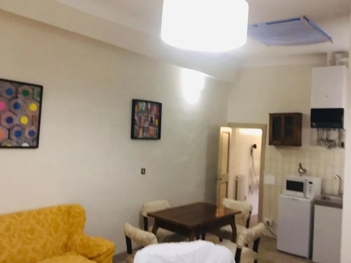 Lucca David Room In Apartment And Hospitality Pilgrims A