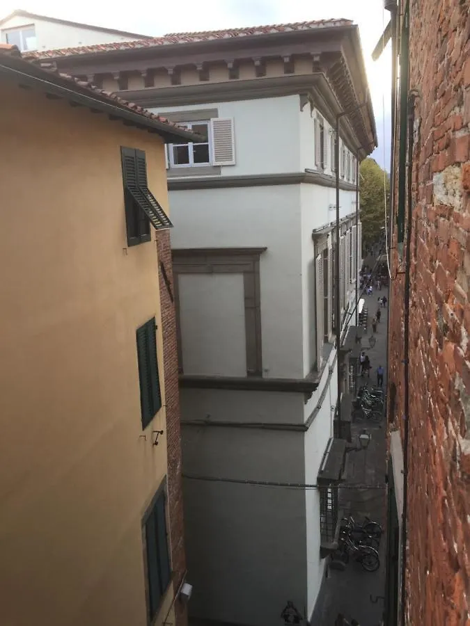 Lucca David Room In Apartment And Hospitality Pilgrims A 0*,  Italy